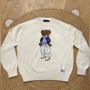 (NWOT)Polo by Ralph Lauren Women’s White Sweater with Bear Motif